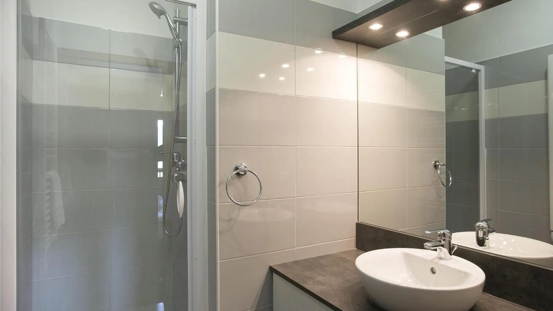 4 Pieces 8 Pers Apartment Sainte-Foy-Tarentaise France